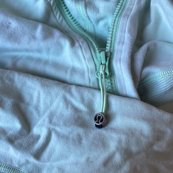 Lululemon full zip race length - Picture 13 of 13